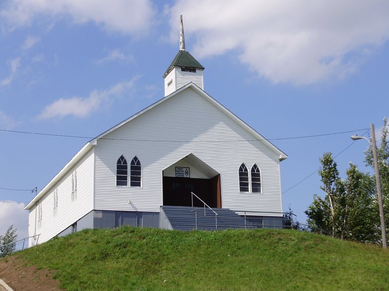 First United Church - Windsor by Noel Loveys