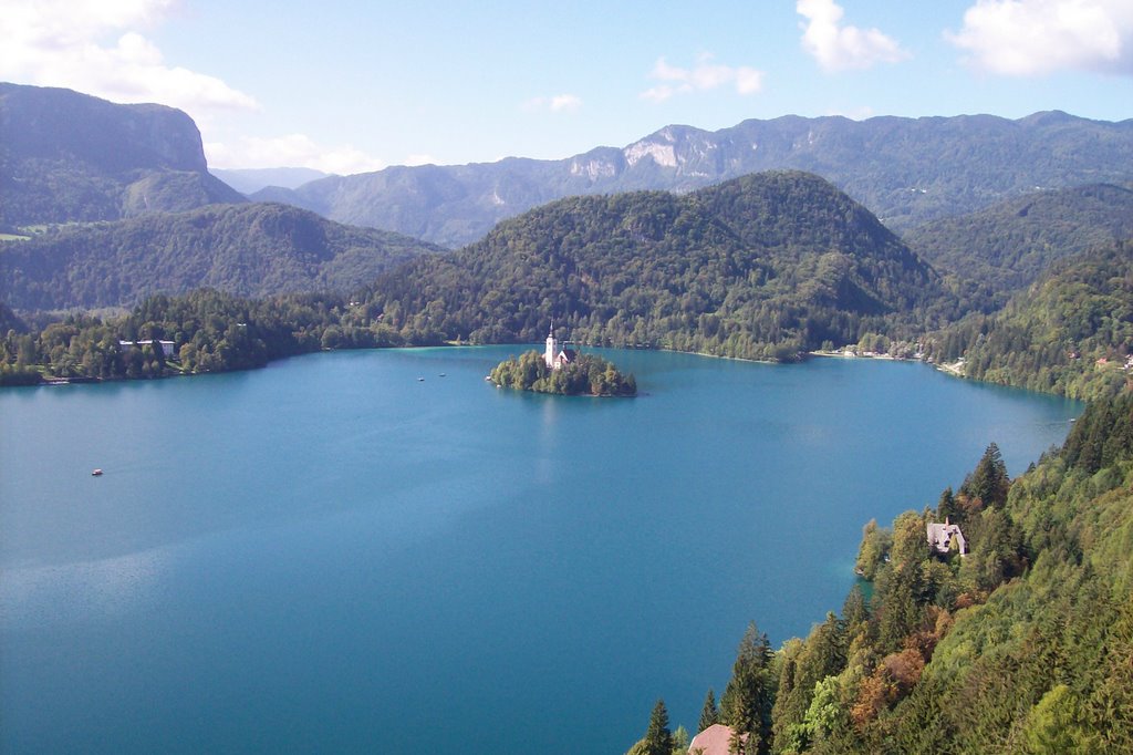 Lago de Bled by Carlos Rodríguez