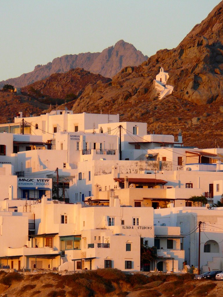 Abendstimmung in Chora Naxos by Stathis Chionidis