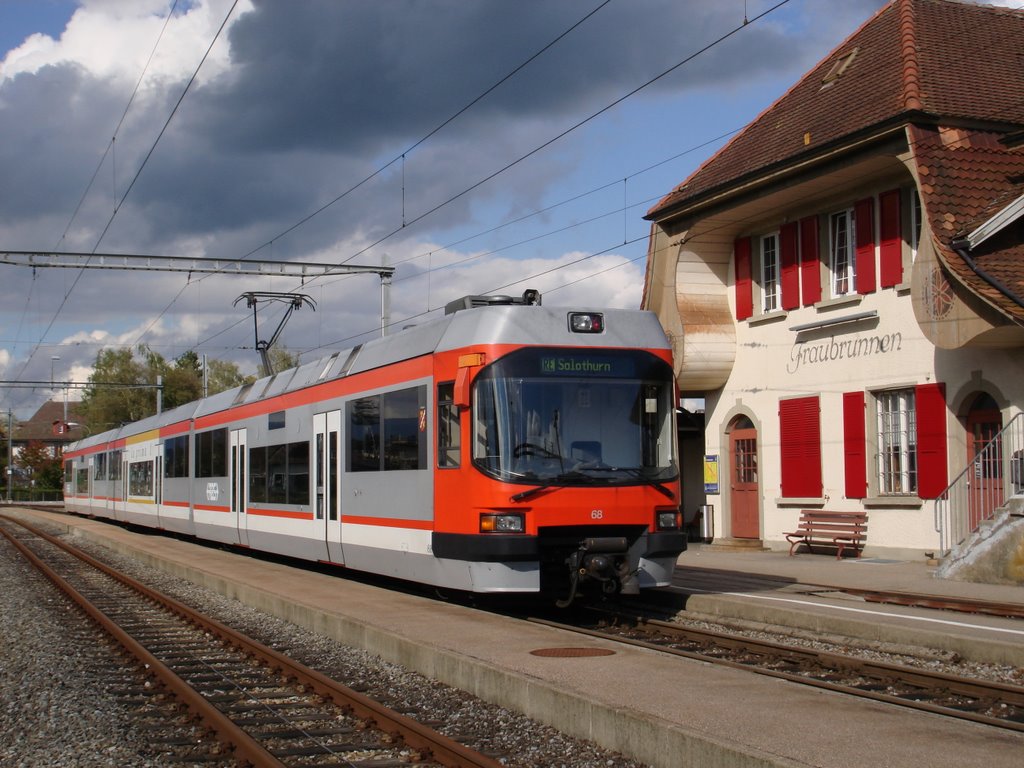 Bahnhof Fraubrunnen (RBS) by stockerenbahn