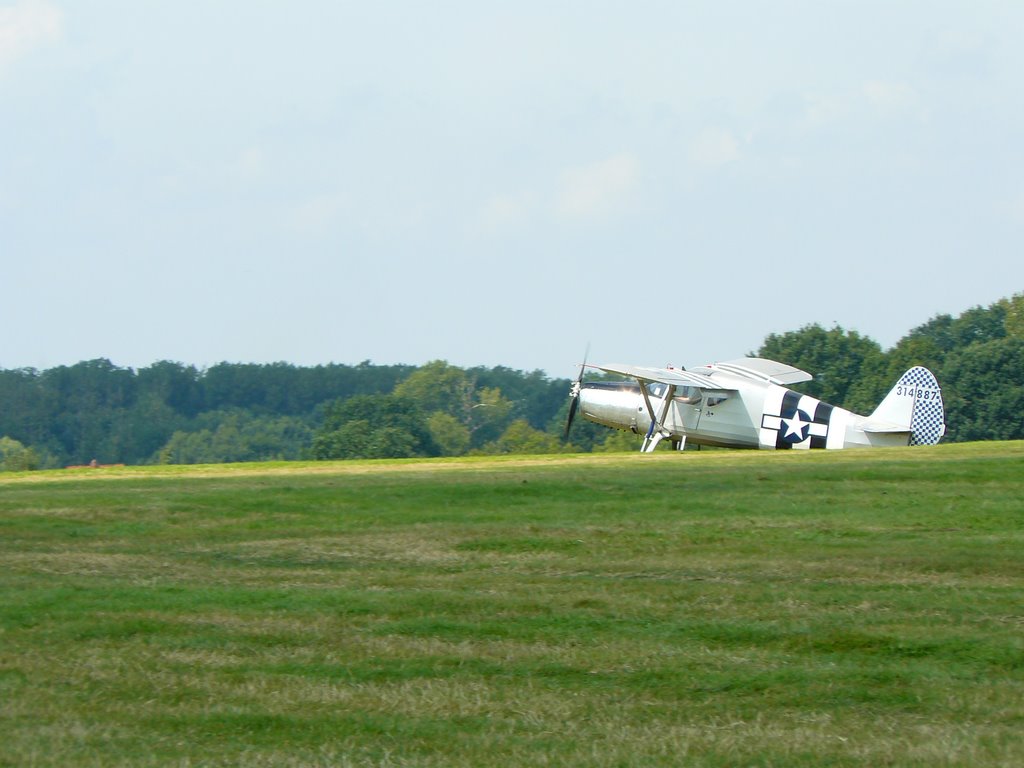 International Oldtimer Fly-In at Schaffen Airfield by joachim3050