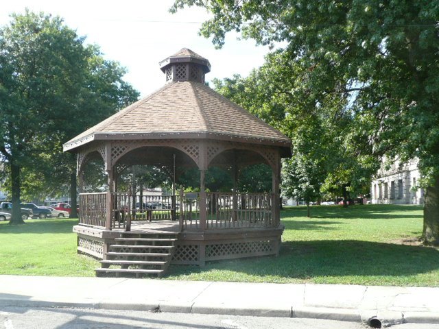 Gazebo by Machairos