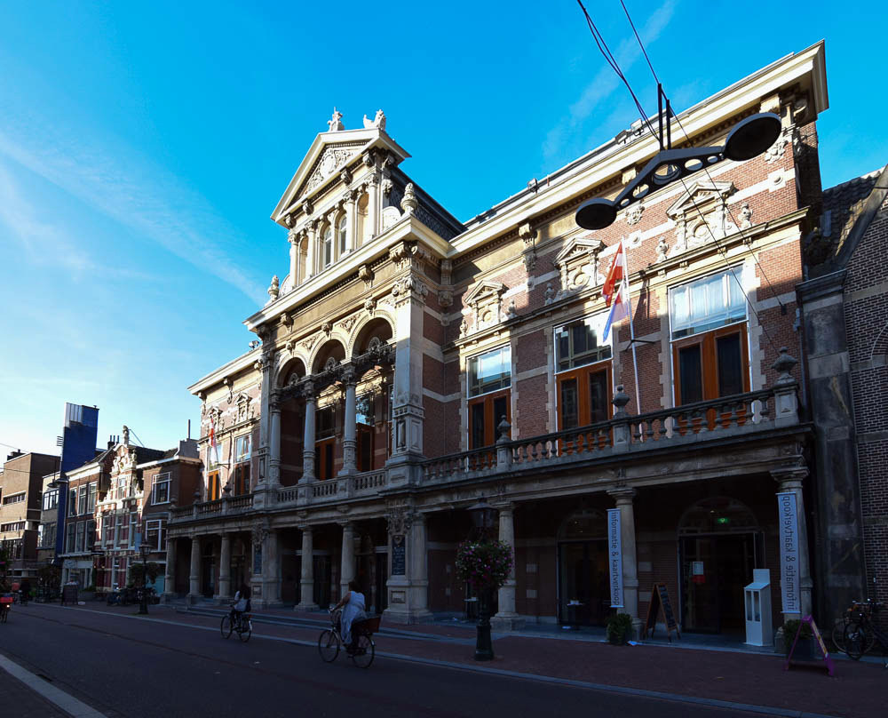 Leiden, Netherlands by Algirdas Ciuplys