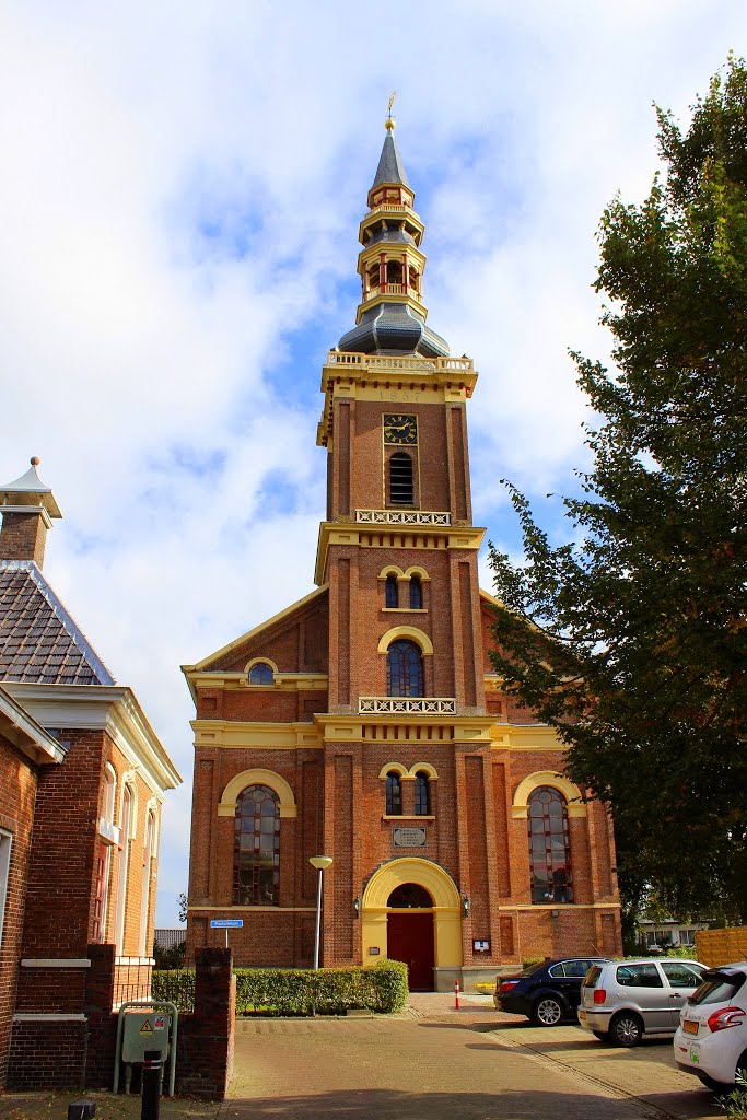 Waterstaatskerk in Farmsum by Oomke Wiltjer