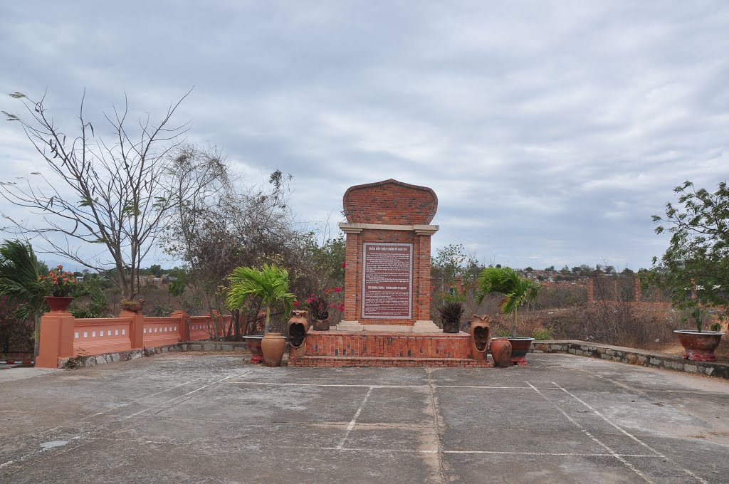 The Trip Through The Country - Xuyên Việt 2014 by Che Trung Hieu