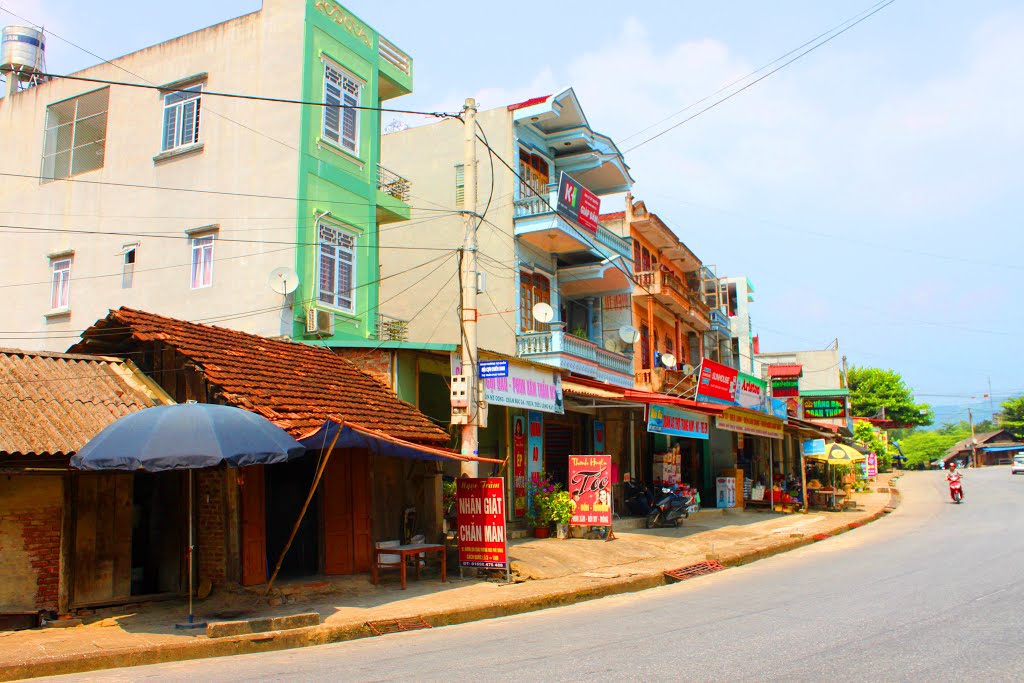 Phủ Thông, Bạch Thông District, Bắc Kạn Province, Vietnam by quanphe ngoduc