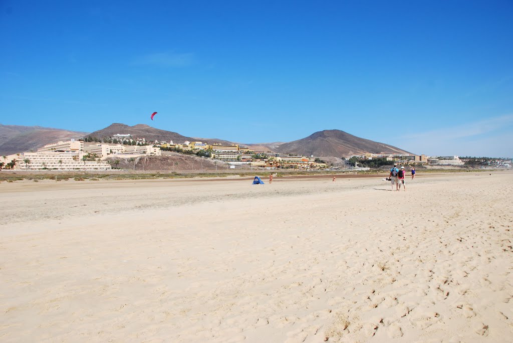 Av. del Saladar, 70-246, 35625 Pájara, Las Palmas, Spain by Ropuh