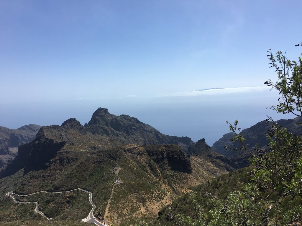 Buenavista del Norte, Santa Cruz de Tenerife, Spain by Ropuh