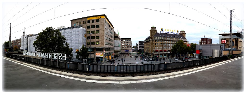 Essen Hauptbahnhof by Gerd Welz