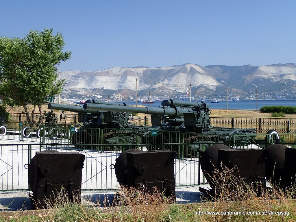 Novorossiysk. military equipment Museum of the Great Patriotic War / Новороссийск. Музей военной техники времён Великой Отечественной войны by Sergey Kreps