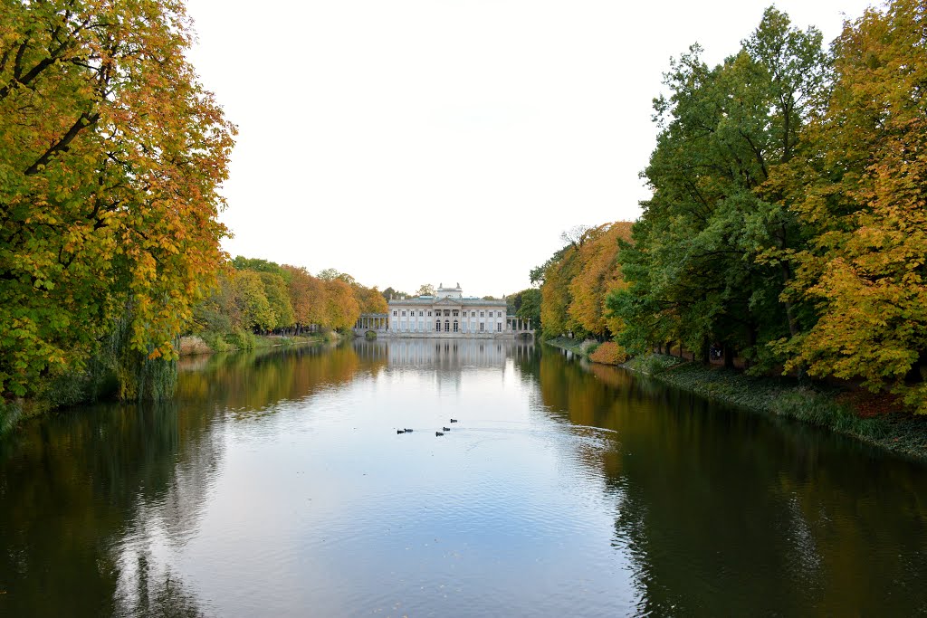 Ujazdów, Warszawa, Poland by Roman Eugeniusz