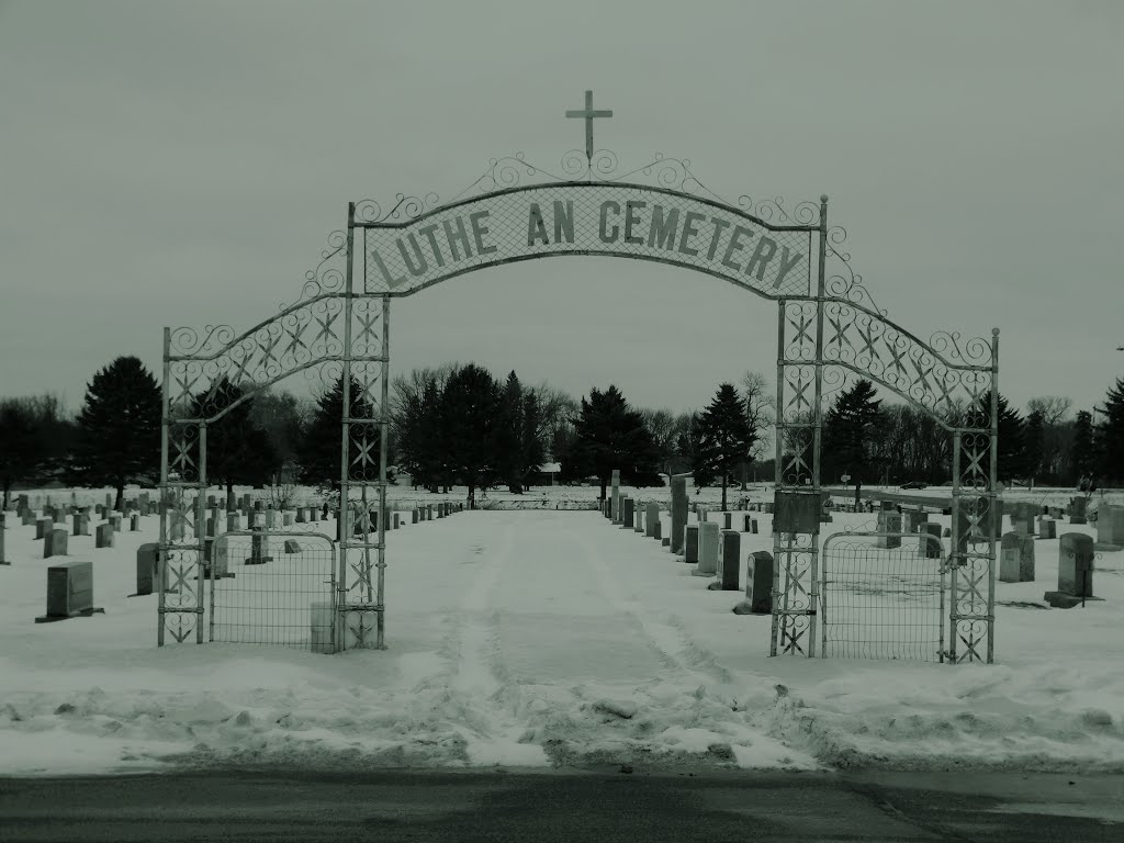 Old Lutheran Cemetery by tensor08