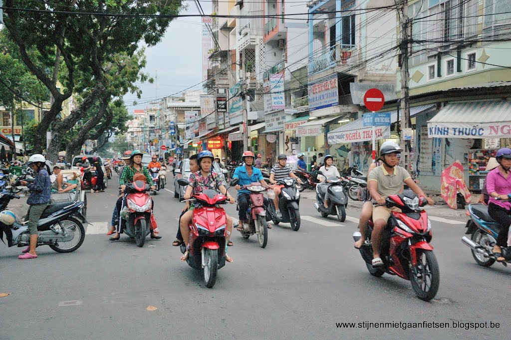 Tân Lập, tp. Nha Trang, Khánh Hòa 650000, Vietnam by Stijn Caubergs