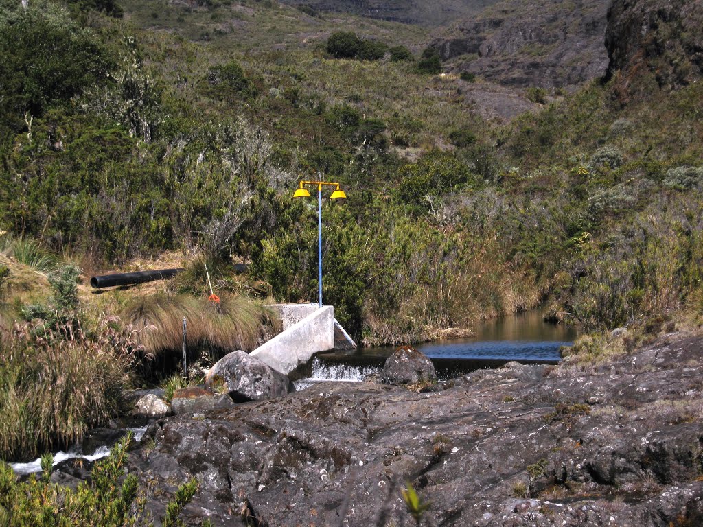 Represa de río Talari by coline123456789