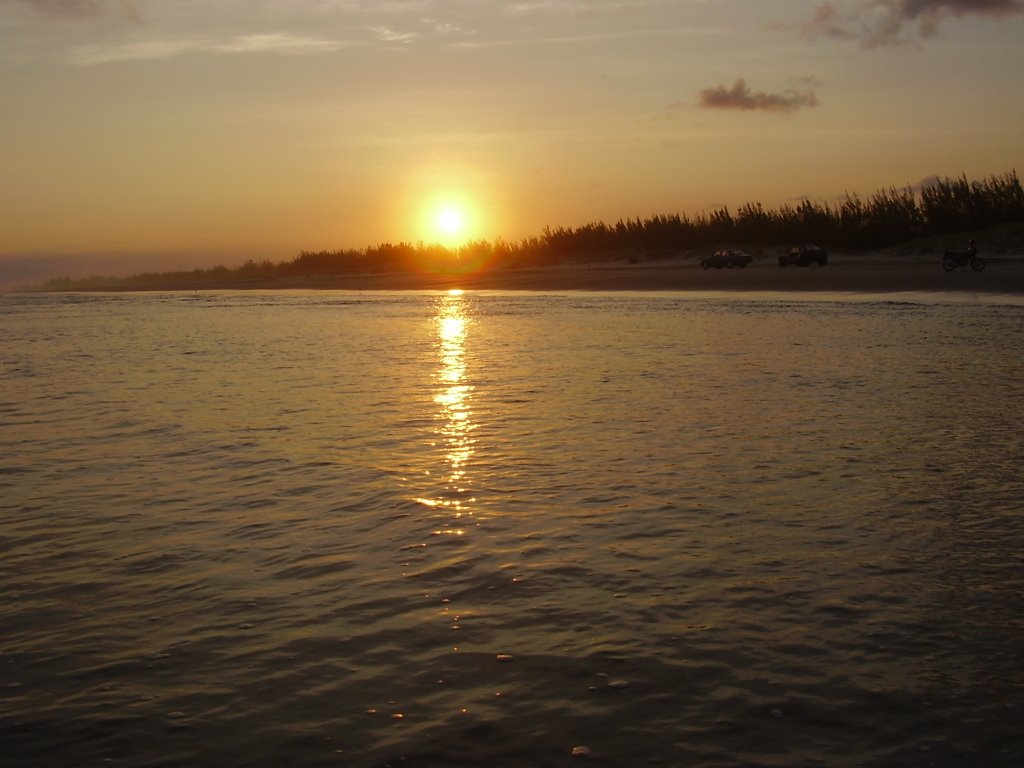 Praia Arroio Corrente by Guilherme Piovesan