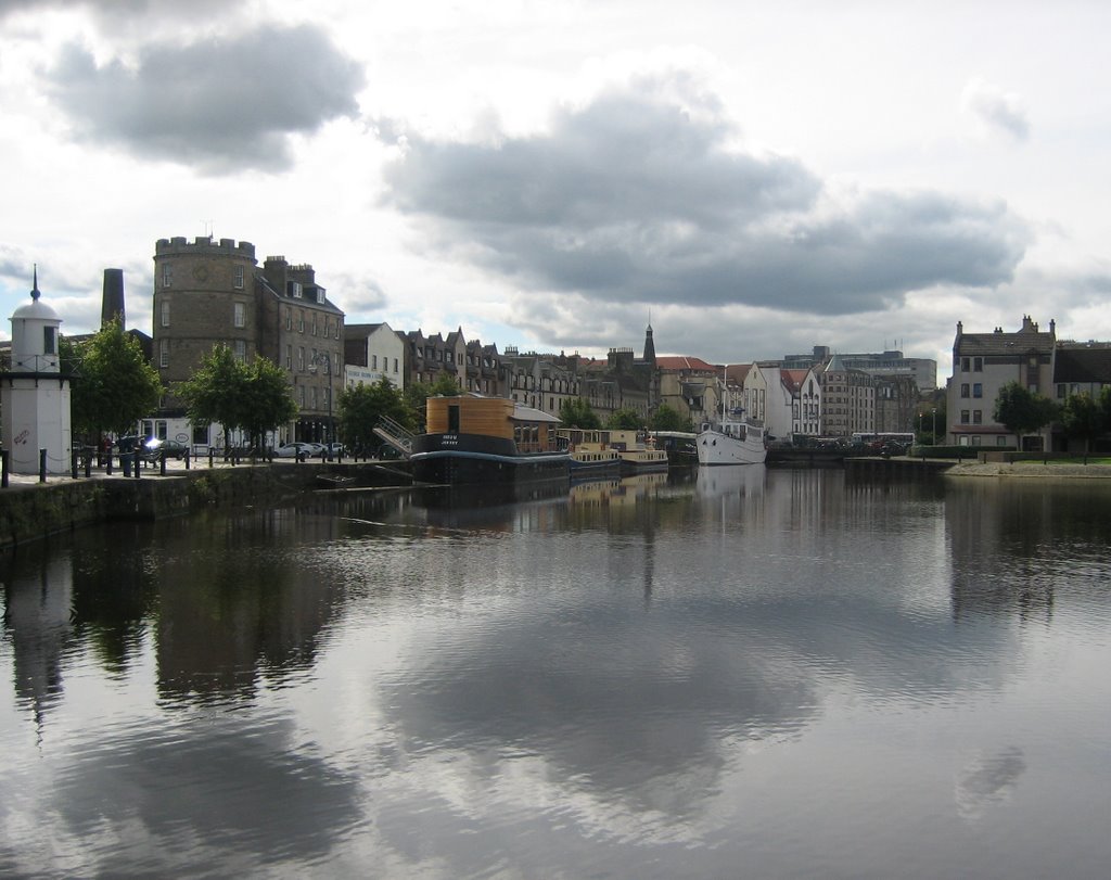 The Shore, Leith Harbour. by Alan Penfold