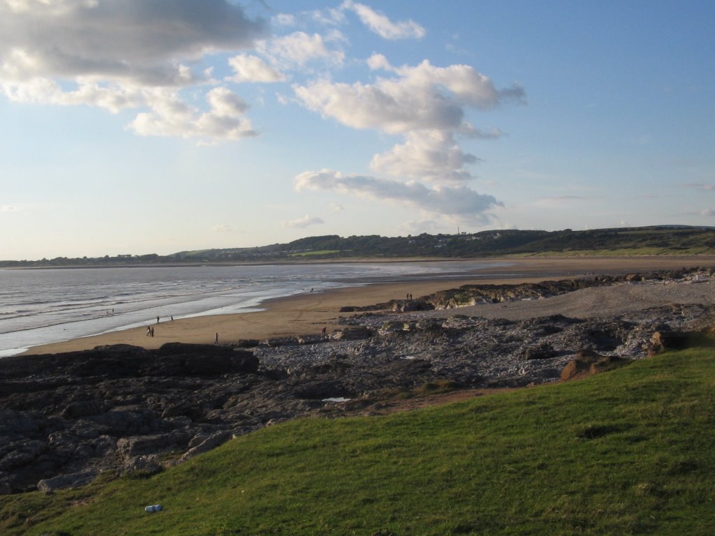 Ogmore-by-sea looking towords porthcal by cowbridgeguide.co.uk