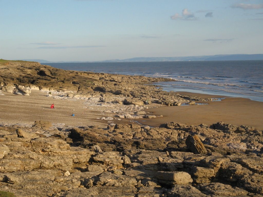 Ogmore-by-sea small beach by cowbridgeguide.co.uk