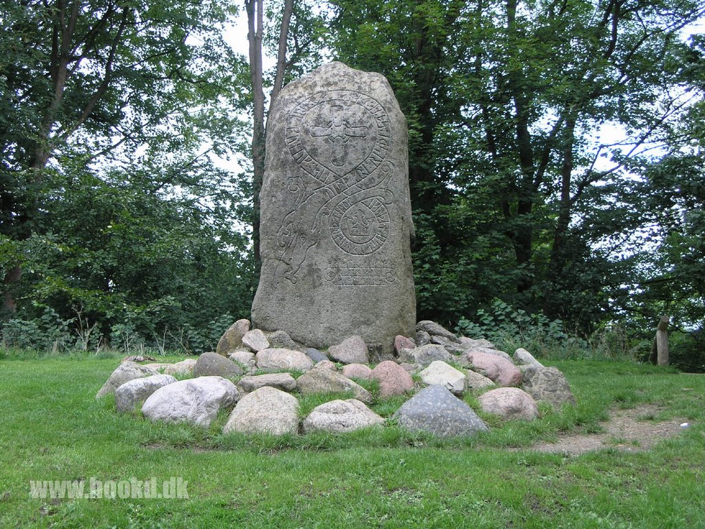 Mindesten Erik Menved by Jørgen Krog