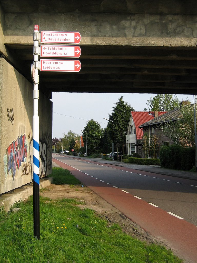 Fietspad Oude Haagseweg by Simon Wigbold