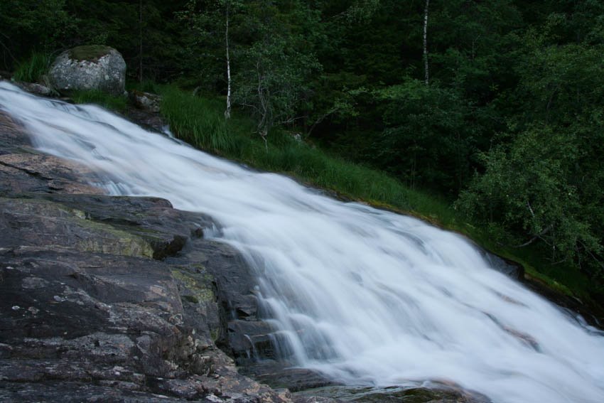 Reiarsfossen by Vouk