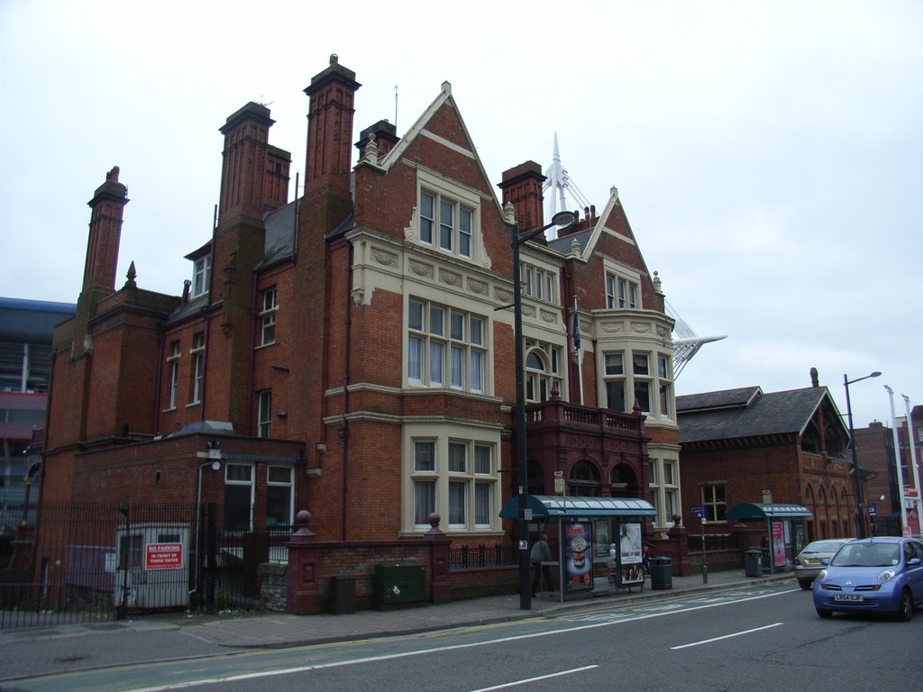 Victorian Building, Westgate Street by DRTJones