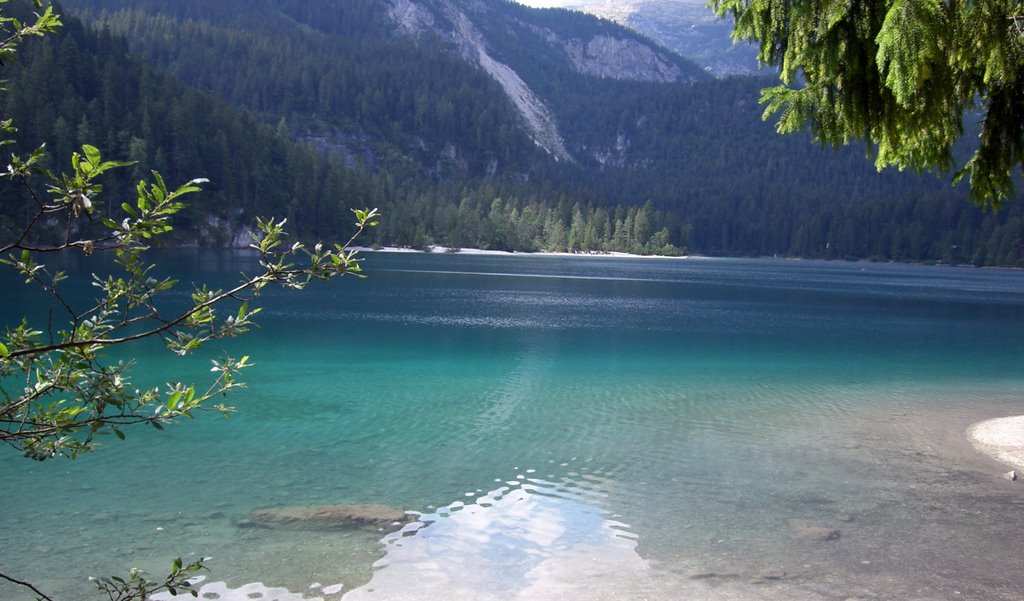 Lago incontaminato by FilippoBrancato