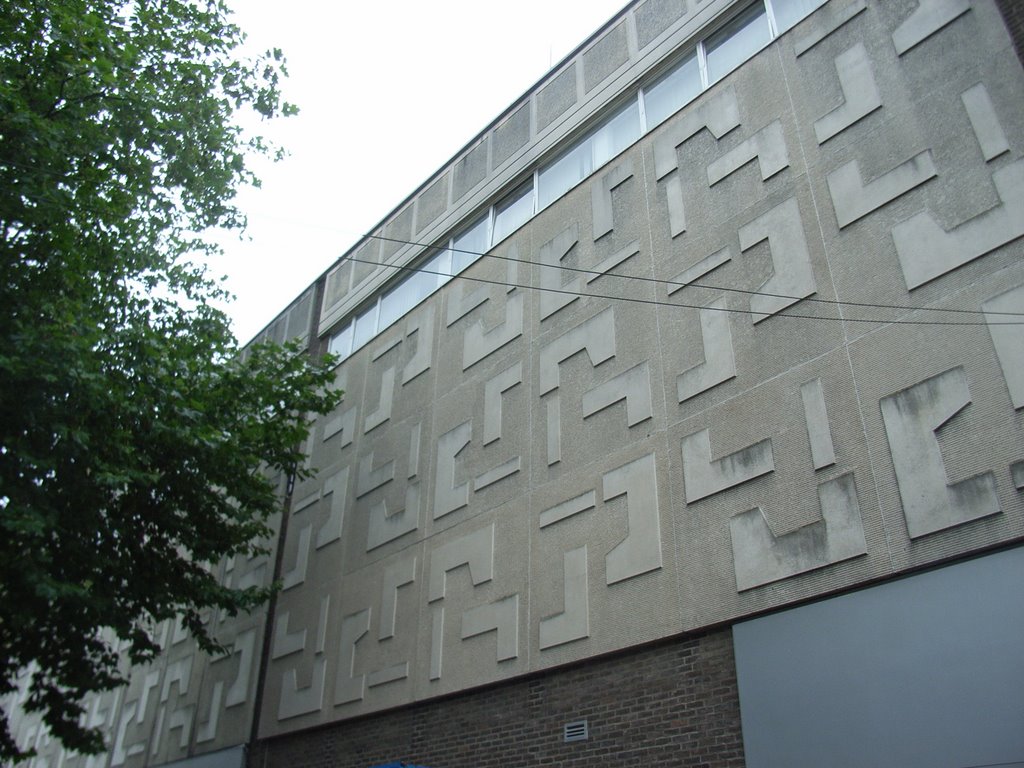 Unusual Architecture, Frederick Street by DRTJones