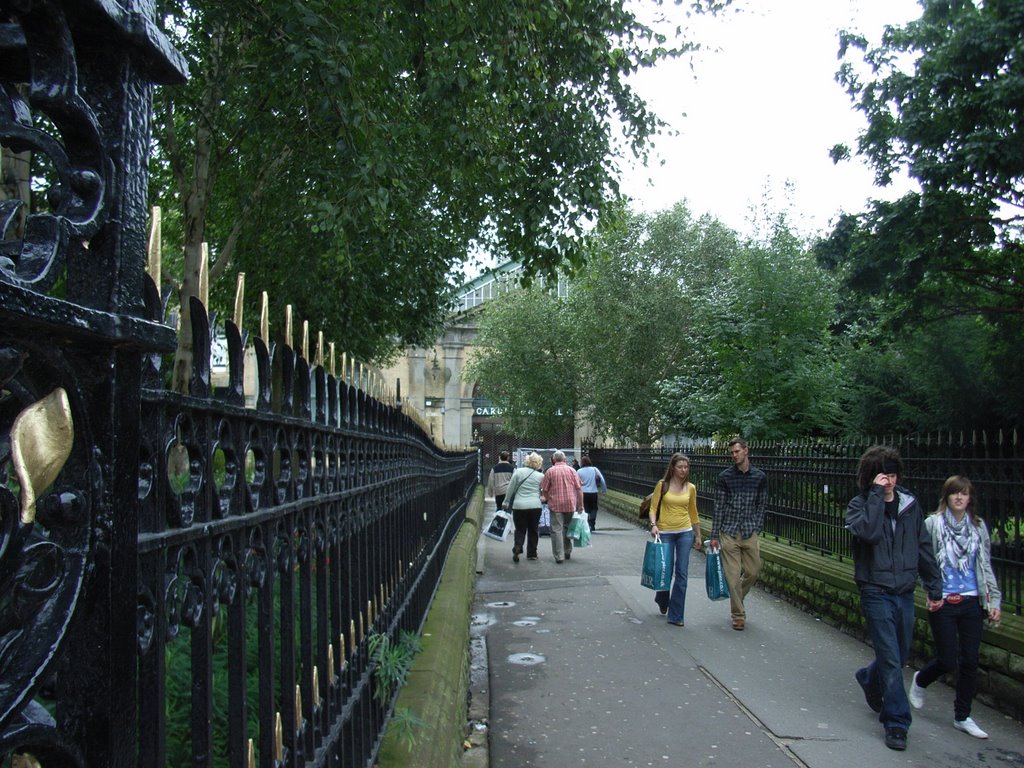 Path between St John's Churchyard by DRTJones