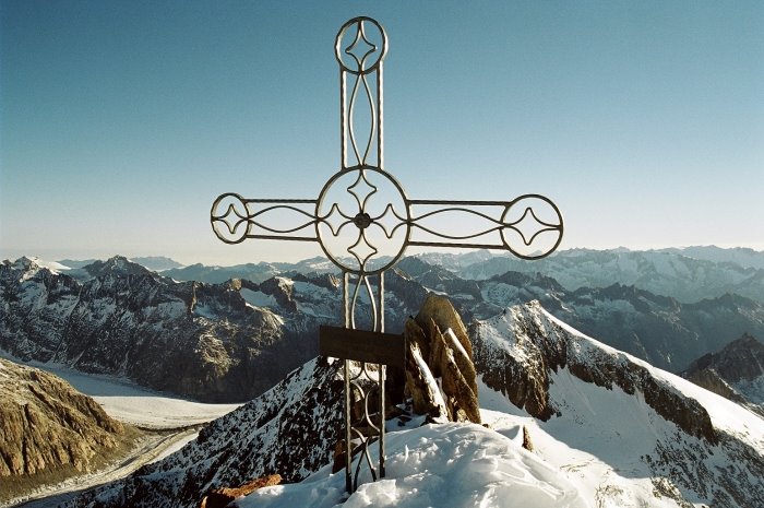 Summit of Oberaarhorn by Sean Vos