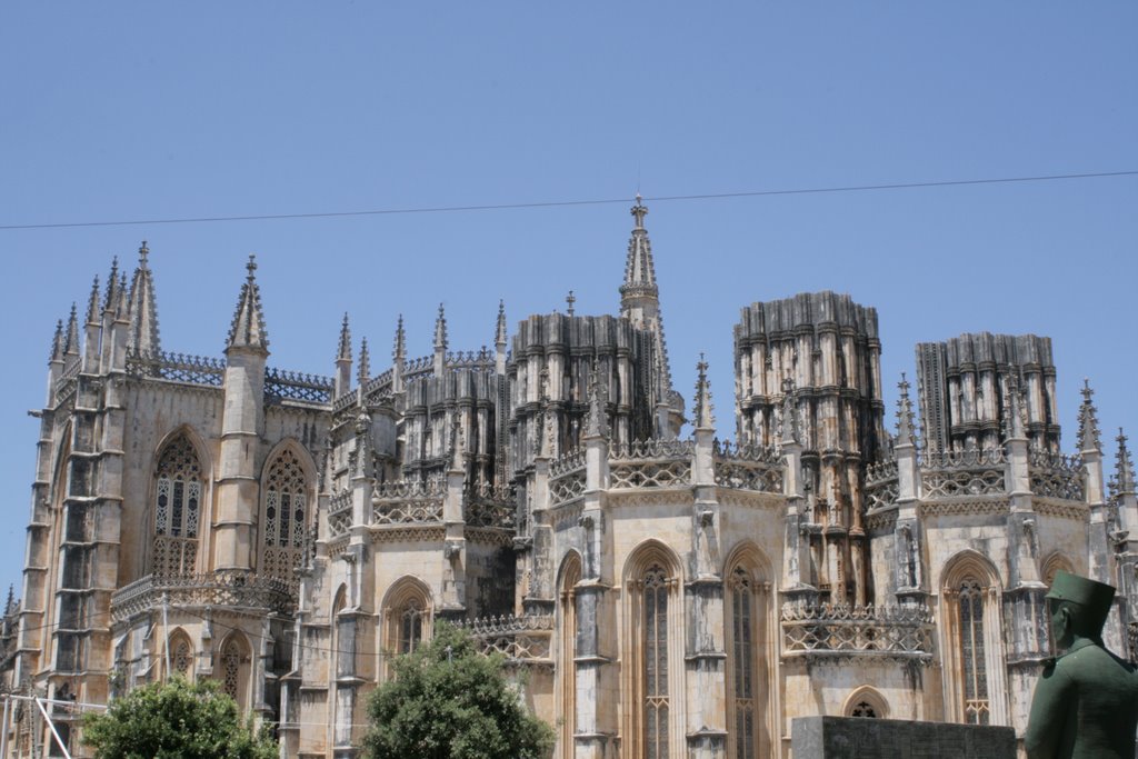 BATALHA (Portugal) - Monastère: L'Eglise et les Chapelles inachevées by pierre basson