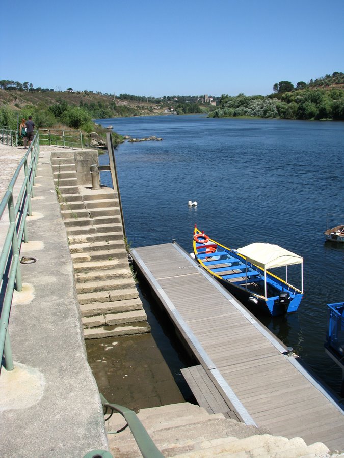 Cais de Tancos by Barragon