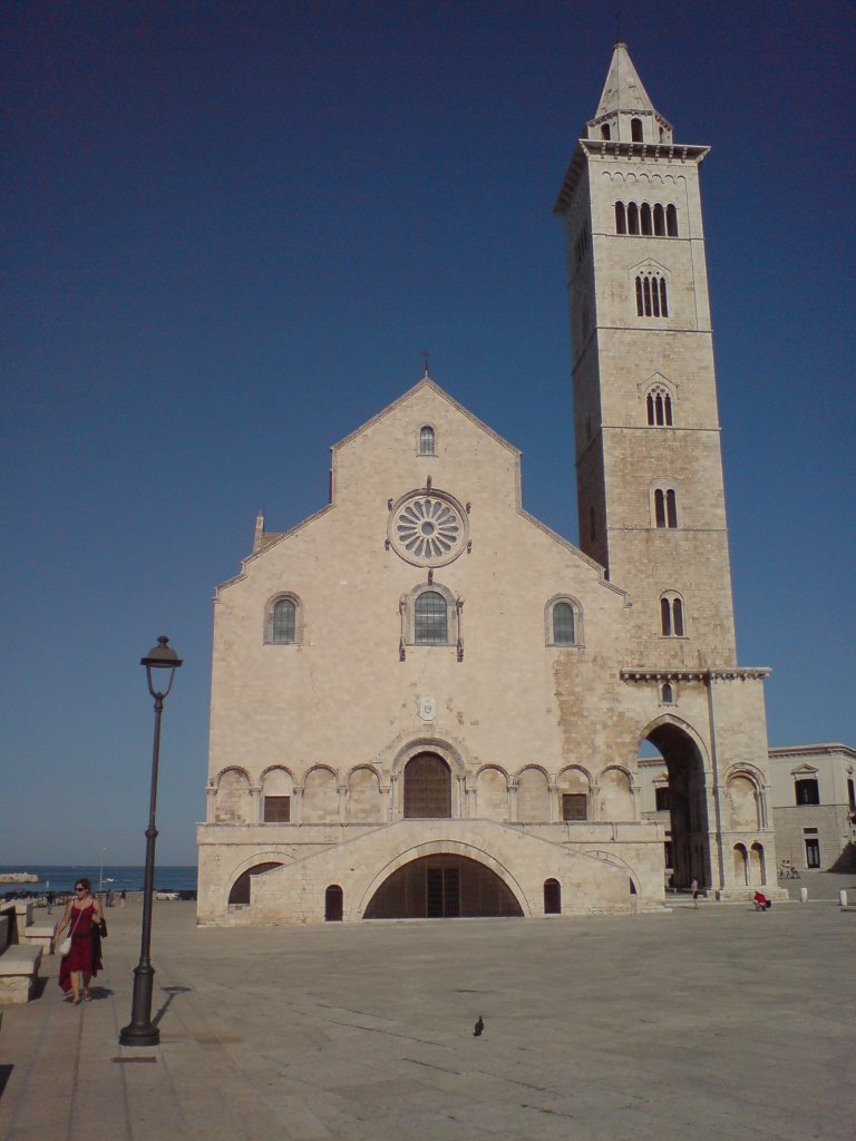 Trani - Cattedrale by Antonio Catanzaro