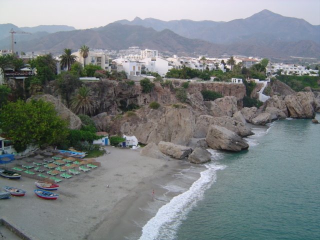 Playa de Nerja by bjgeo