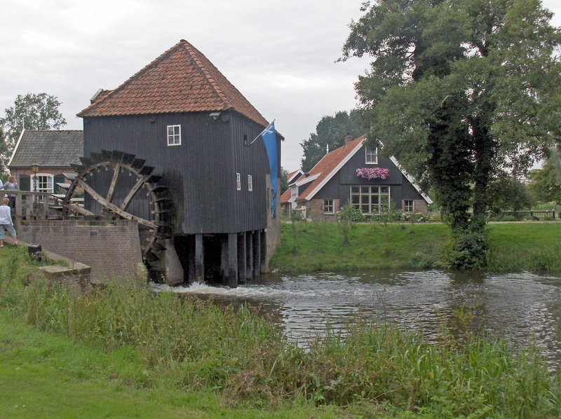 Watermolen " Den Haller " te Diepenheim by Jandegroot