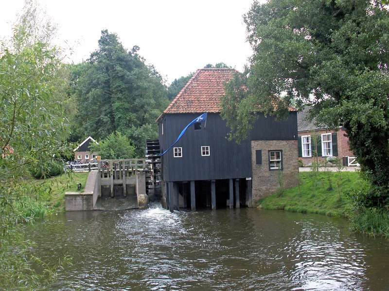 Watermolen " Den Haller " te Diepenheim by Jandegroot