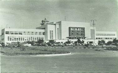 El antiguo aeropuerto de Limatambo distrito de San Borja nn by Cesar Panizo E.