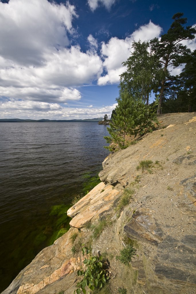 Ozersk, Rocky shore, Aug-2008 by Andrey Zakharov