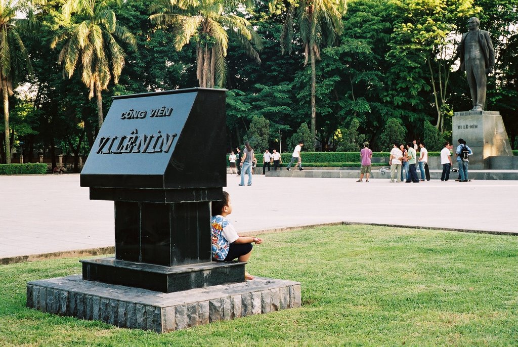 Công Viên Lê Nin, Hà Nội (Parc Lénine) by Missak