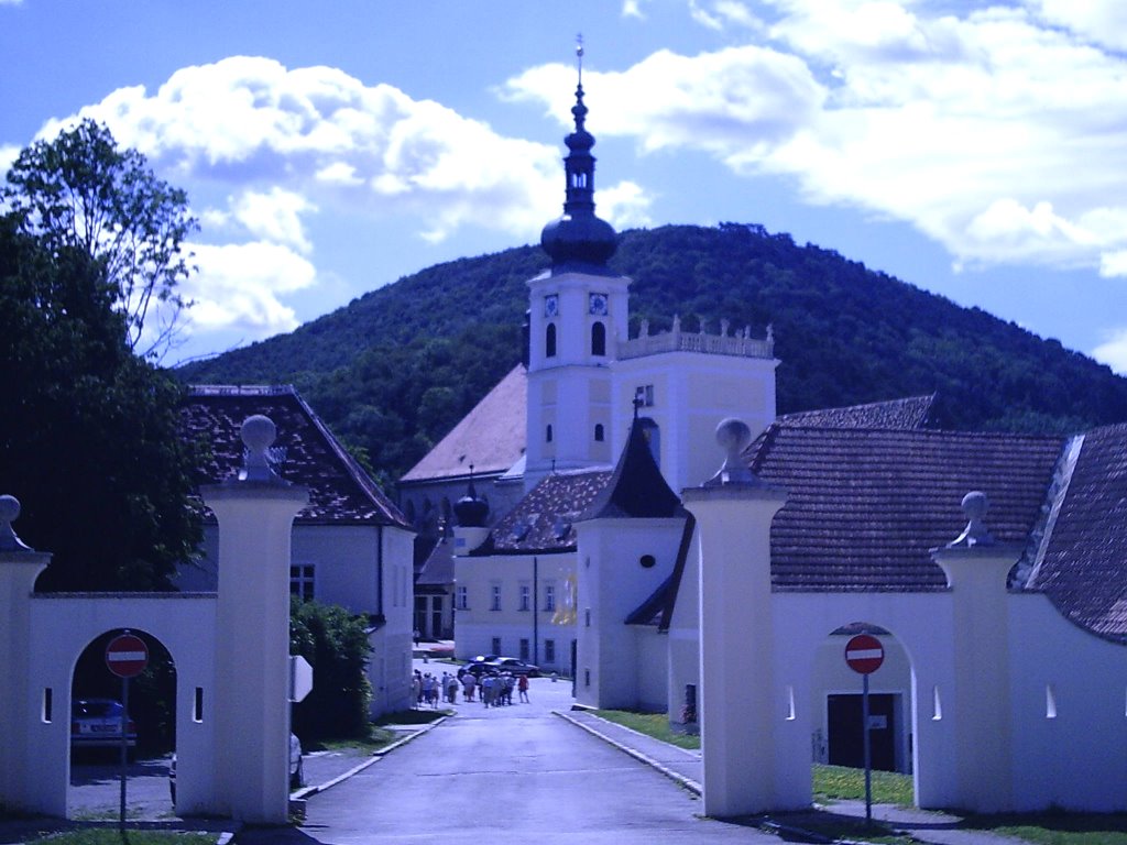 Stift Heiligenkreuz by hackltom