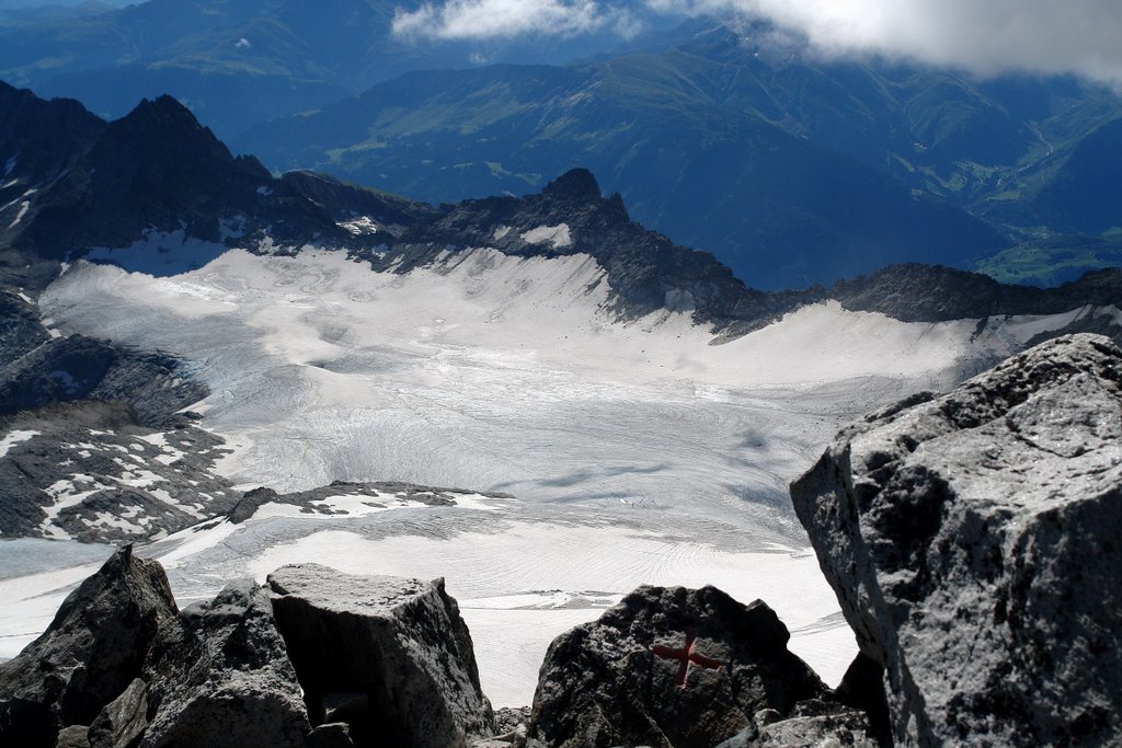 Oberalpstock, view of Brunnifirn by GerardGZ