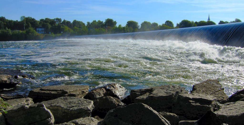 Les chutes de Chambly by Vincent Rowell