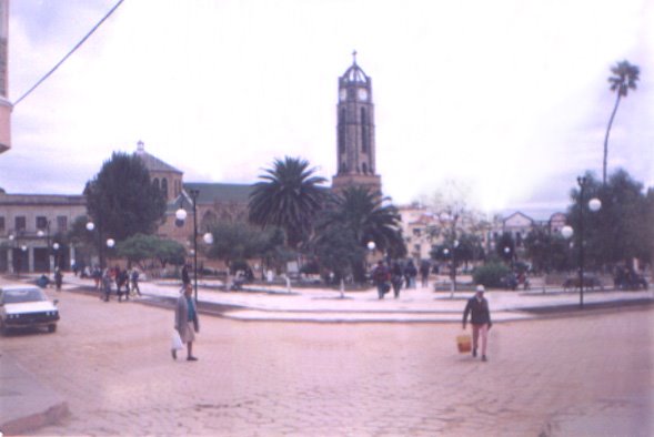 Plaza de Vallegrande by Nestor Santos