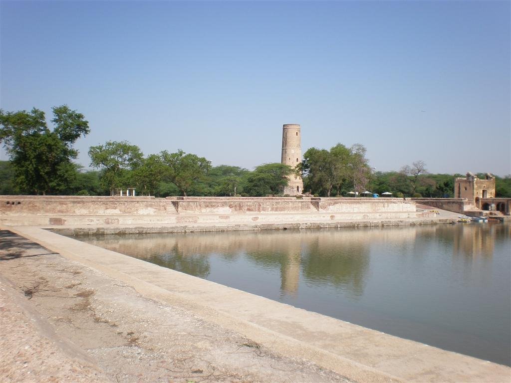 Sheikhupura, Pakistan by navidjee