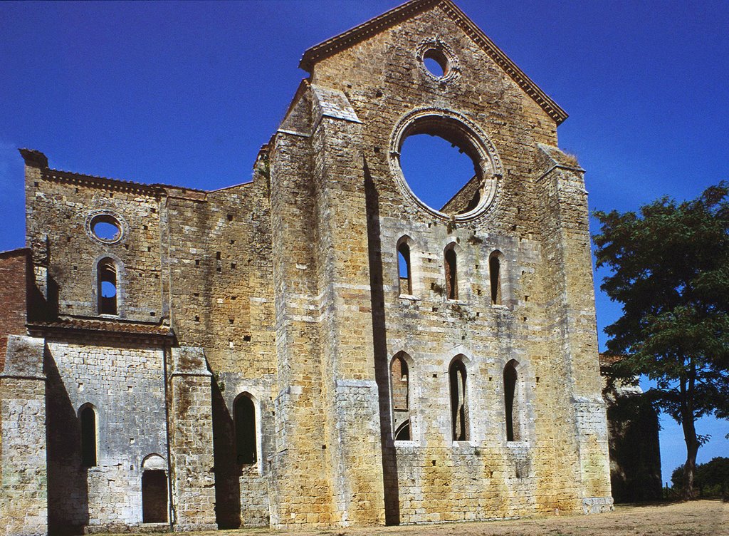 San Galgano, Siena, gothic abbey 2, august 1998 by Marco Ferrari