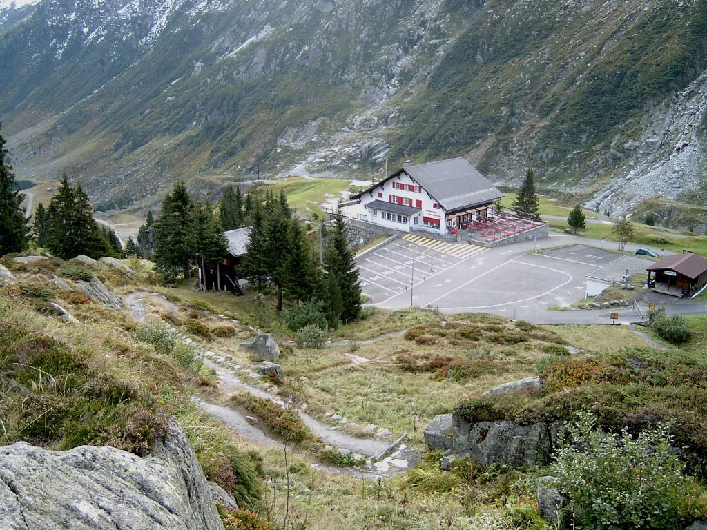 Hotel Berggasthaus Dammagletscher by Damian Zumkemi