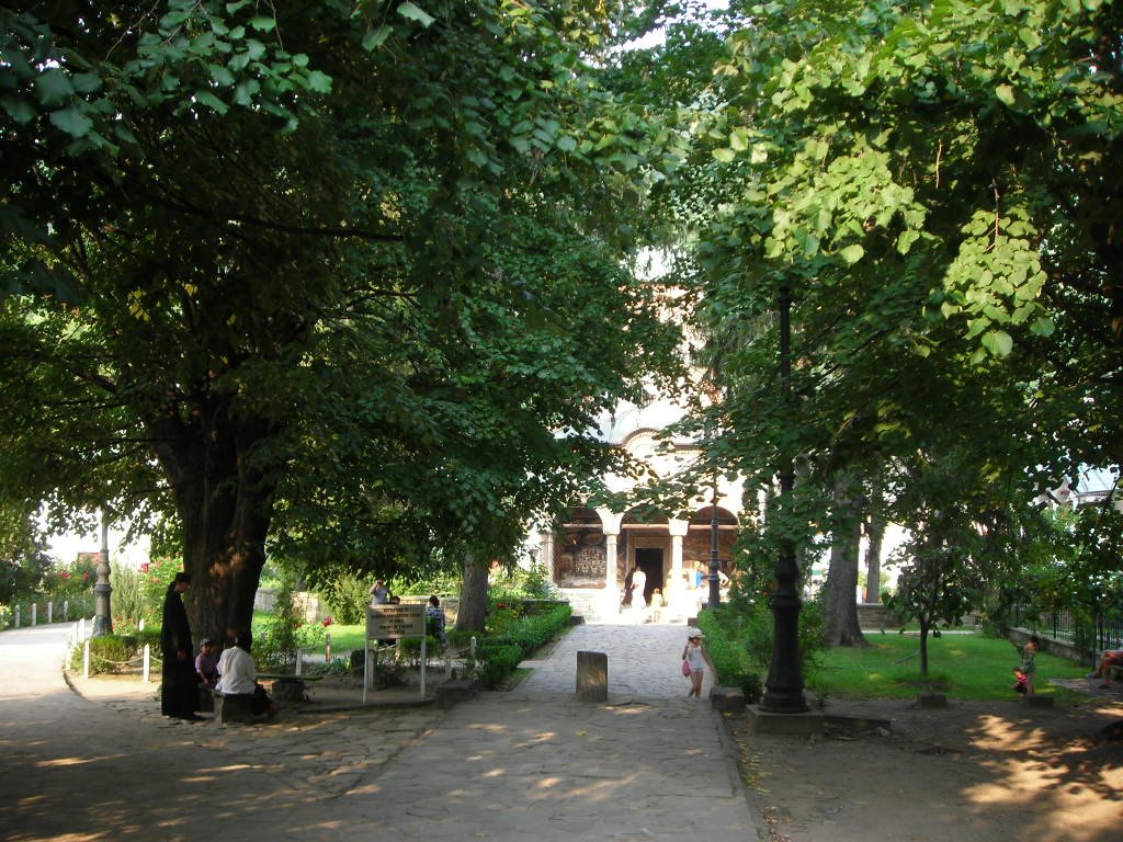 Monasterio de Cozia. Agosto 2008, durante mi 5º Viaje a Rumania by viajeroandaluz