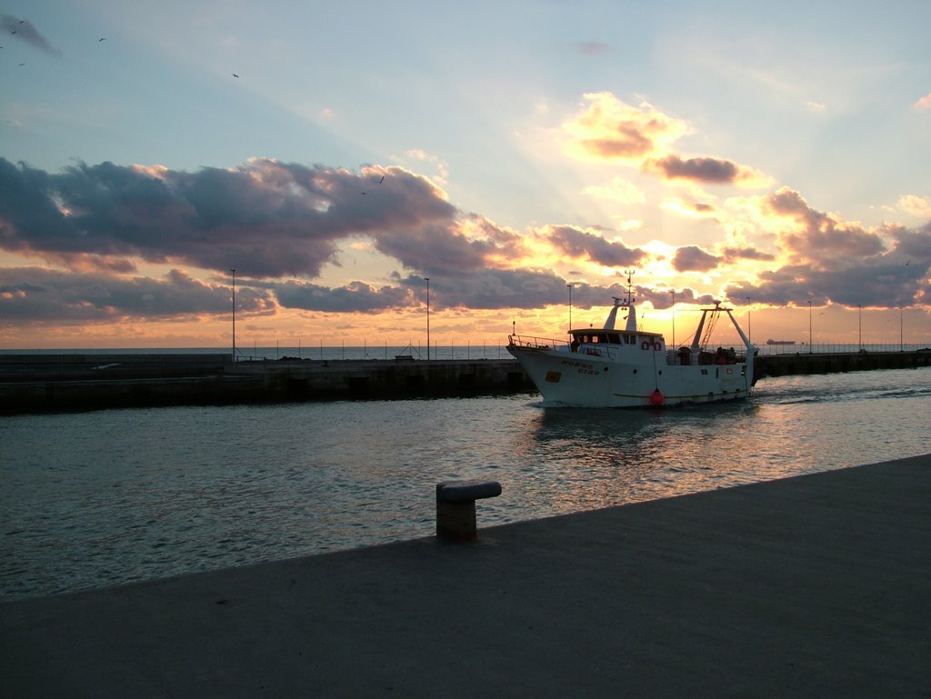 Rientro nel Canale di Fiumicino by BarbaraMaria