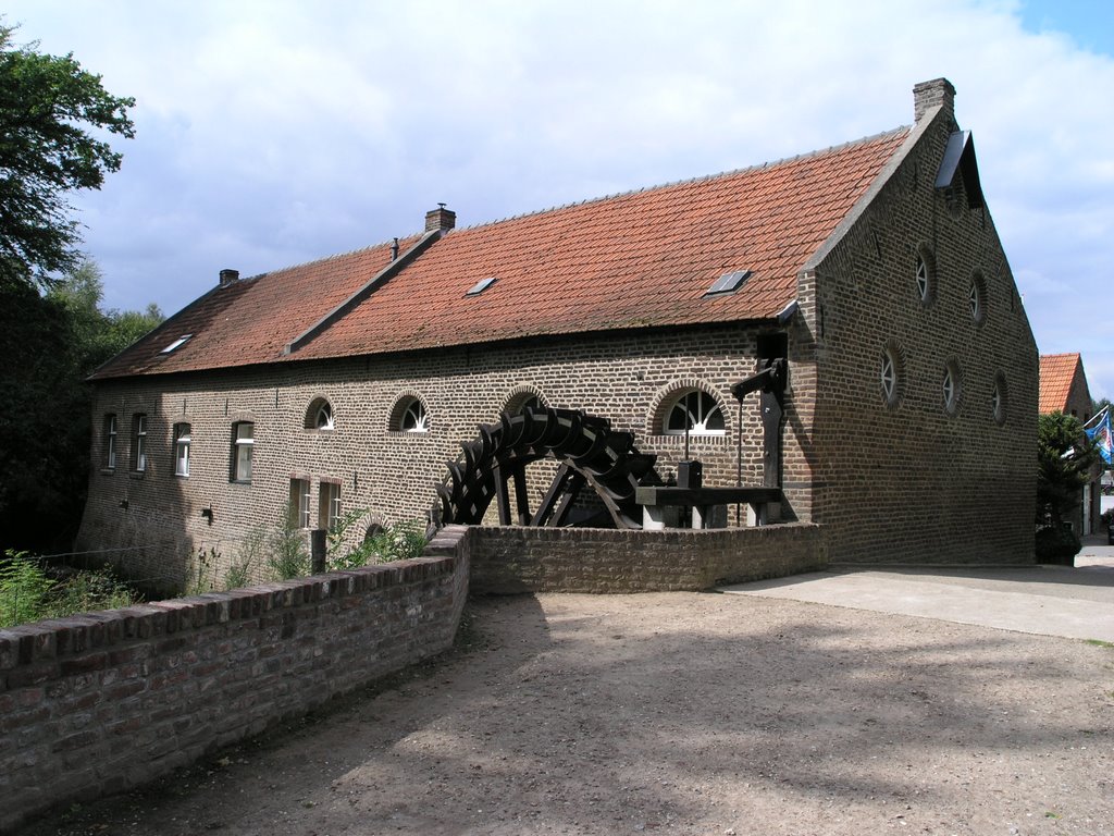 Gitstapper Molen by Hans Hurkmans