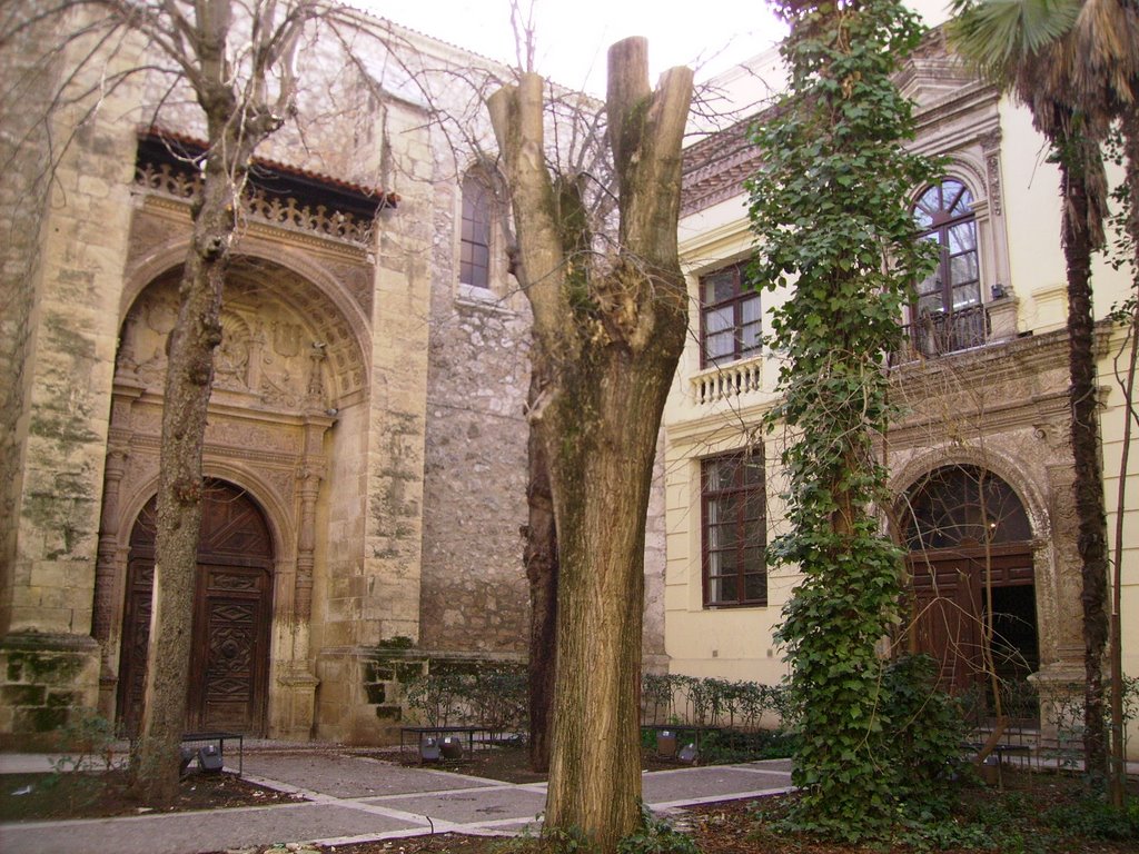 Facahada conv Piedad y entrada al patio del Liceo by Chus L.